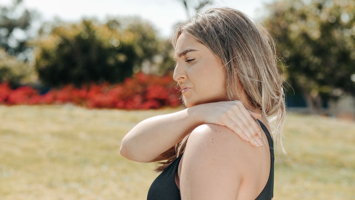 Why Do My Bra Straps Hurt My Shoulders? 7 Real Causes & Fixes